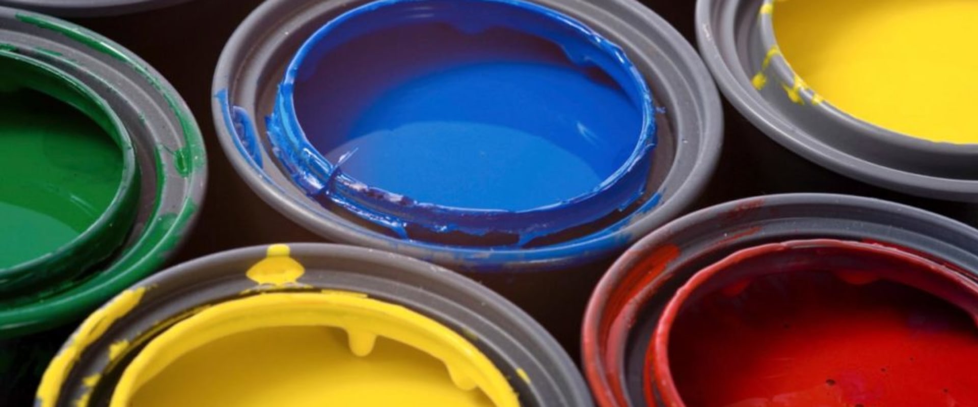 What paint is used for buildings?