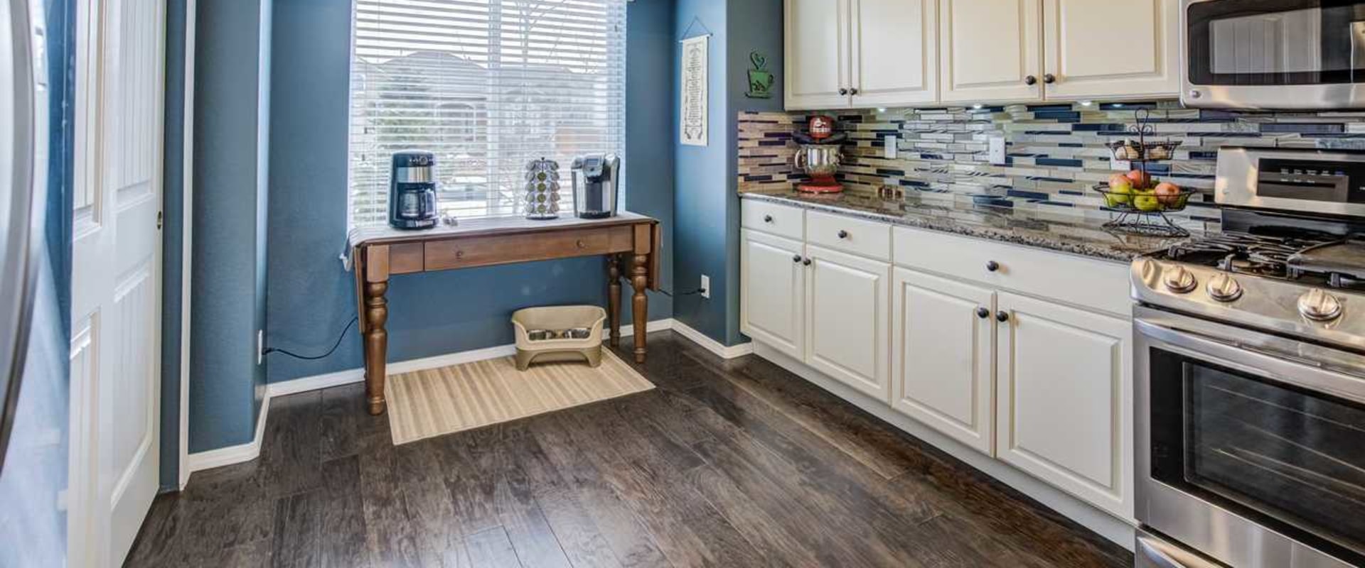 How much should i charge for labor to paint a room?