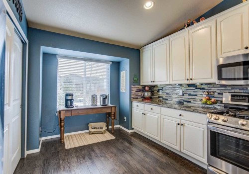 How much should i charge for labor to paint a room?
